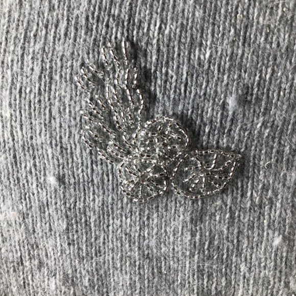 Urban Works glass beaded Angora gray sweater size 2X - Picture 3 of 7